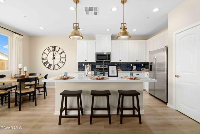 3657 Camino Mia Court, Rosamond, CA 93560