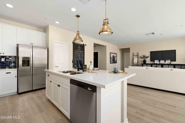 3657 Camino Mia Court, Rosamond, CA 93560