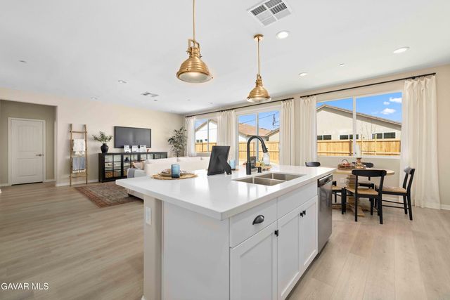 3657 Camino Mia Court, Rosamond, CA 93560