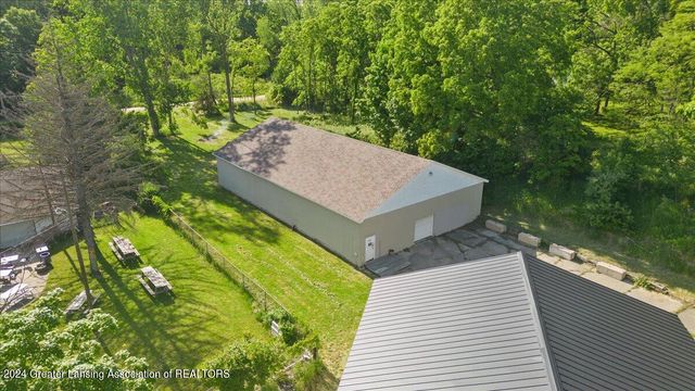 5507 Lansing Road, Charlotte, MI 48813