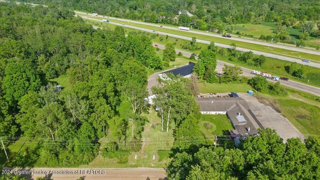 5507 Lansing Road, Charlotte, MI 48813