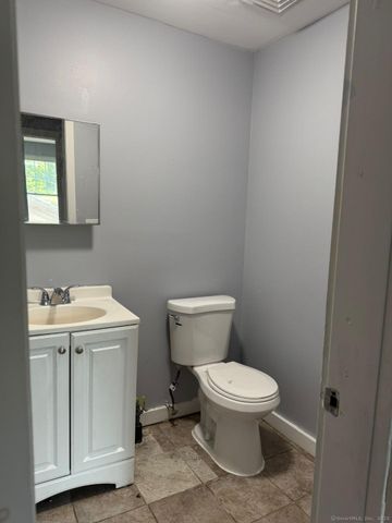 53 Cooke Street 3rd floor, Waterbury, CT 06710
