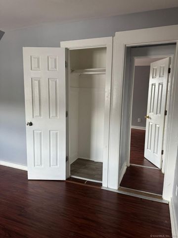 53 Cooke Street 3rd floor, Waterbury, CT 06710