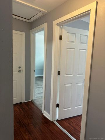 53 Cooke Street 3rd floor, Waterbury, CT 06710