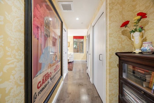 43 Westland Ave 210, Boston, MA 02115