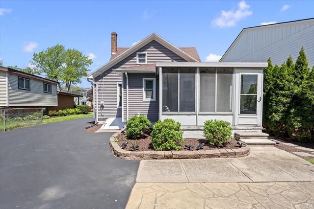 351 Maple Street, Plymouth, MI 48170