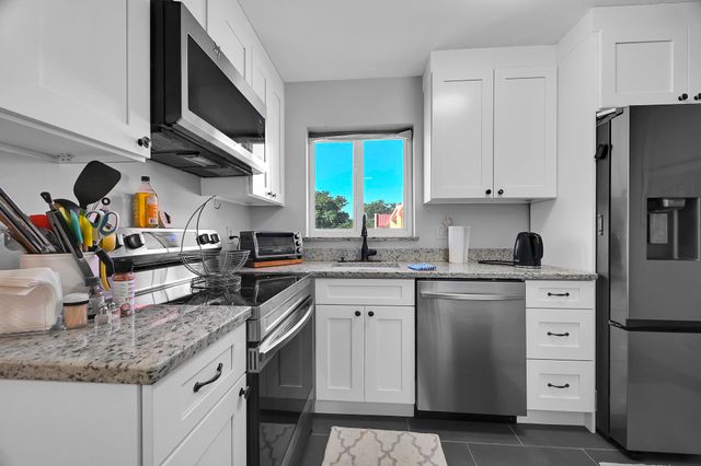 203 Lake Carol Drive, West Palm Beach, FL 33411