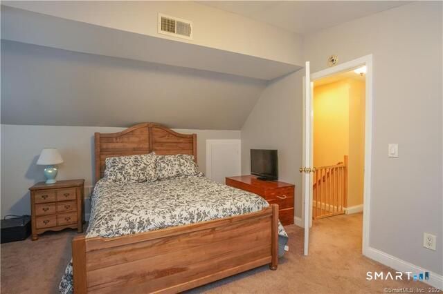 24 Court Park, West Hartford, CT 06119