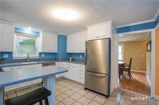 24 Court Park, West Hartford, CT 06119