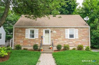 24 Court Park, West Hartford, CT 06119