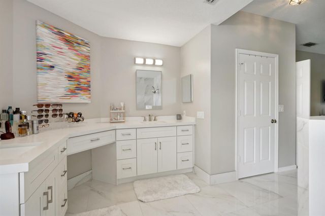 13823 Callington Drive, Wellington, FL 33414