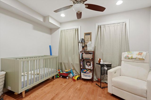 2207 E OAKDALE, Philadelphia, PA 19125