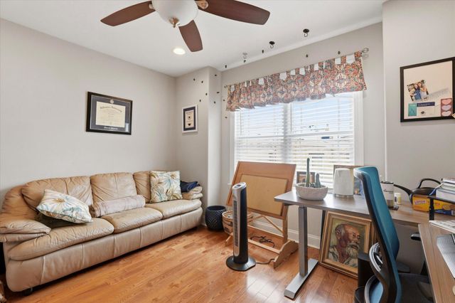 2207 E OAKDALE, Philadelphia, PA 19125