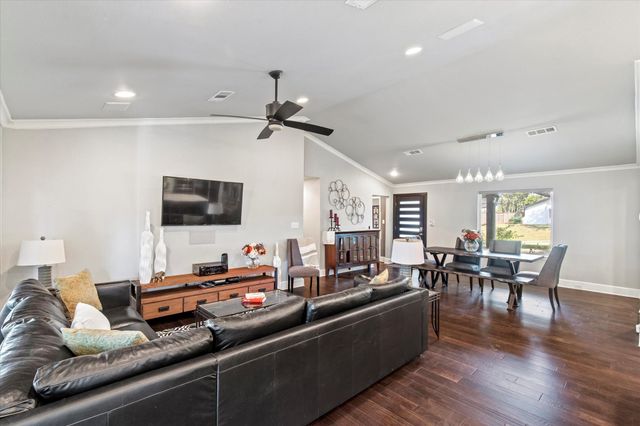 3708 Crown Shore Drive, Dallas, TX 75244