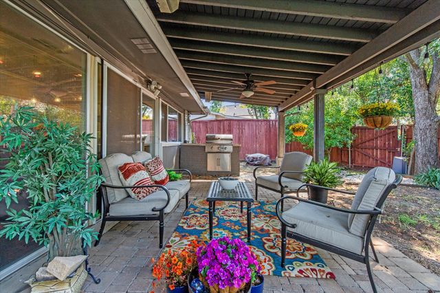 3708 Crown Shore Drive, Dallas, TX 75244