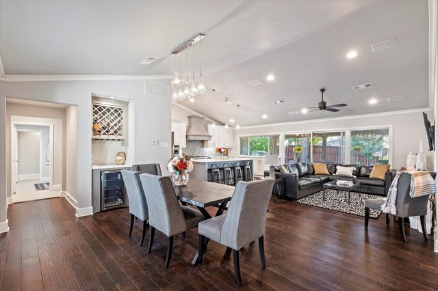 3708 Crown Shore Drive, Dallas, TX 75244