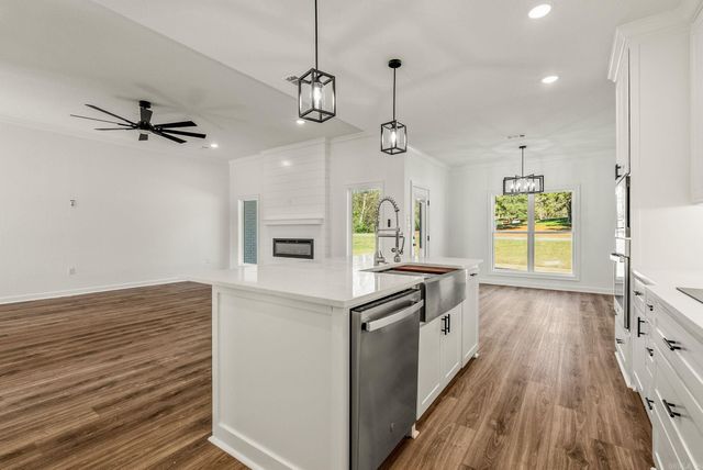 1 Moonlight, Morrilton, AR 72110