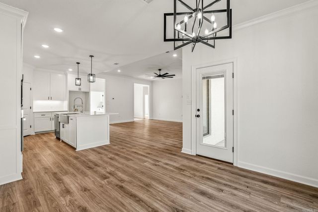 1 Moonlight, Morrilton, AR 72110