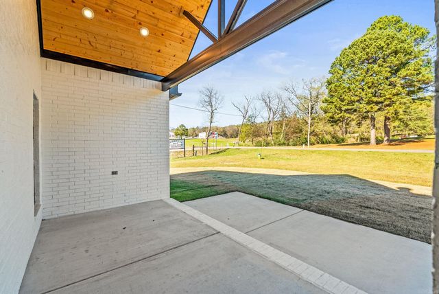 1 Moonlight, Morrilton, AR 72110