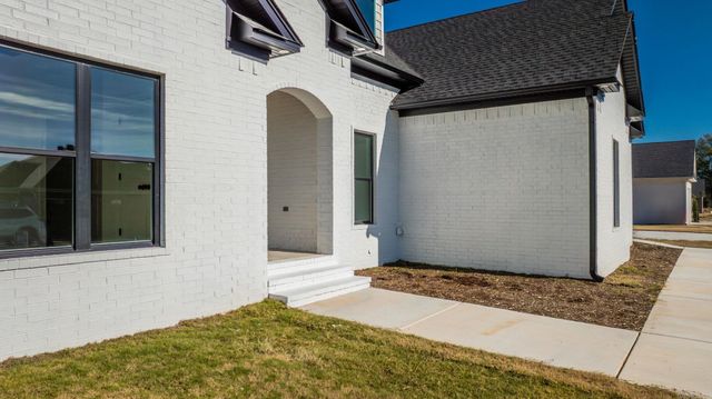 1 Moonlight, Morrilton, AR 72110