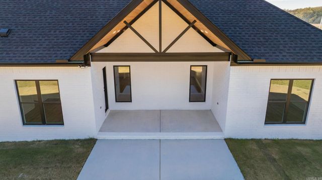 1 Moonlight, Morrilton, AR 72110