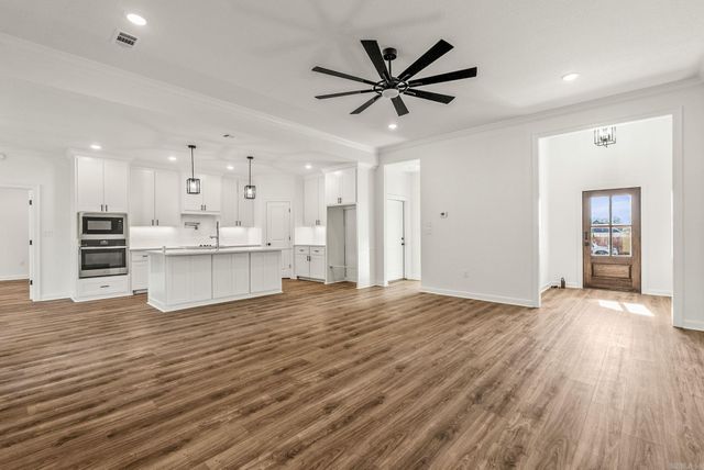 1 Moonlight, Morrilton, AR 72110