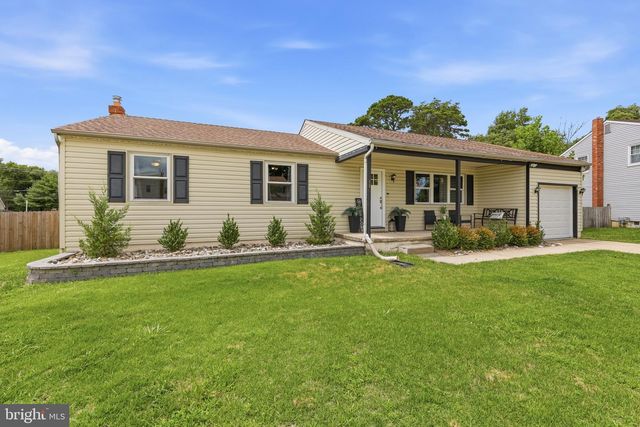 68 DEER PARK CIR, Blackwood, NJ 08012