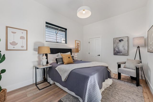 1308 1308 Court Street, Alameda, CA 94501