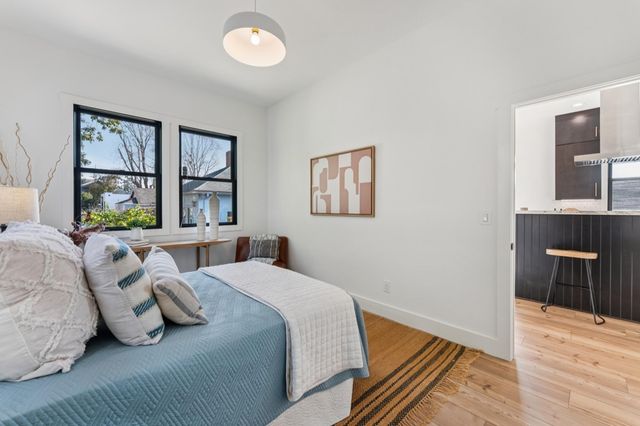 1308 1308 Court Street, Alameda, CA 94501