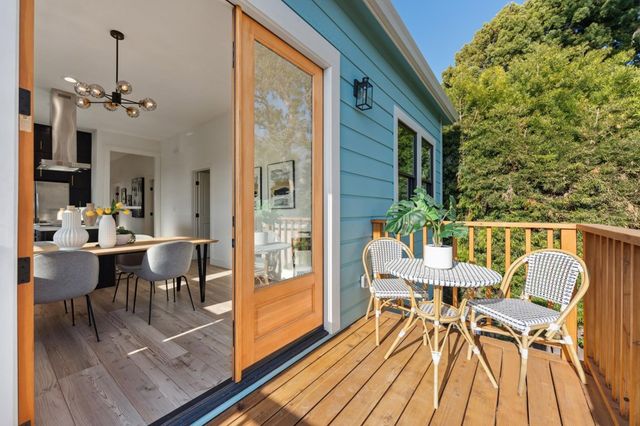 1308 1308 Court Street, Alameda, CA 94501