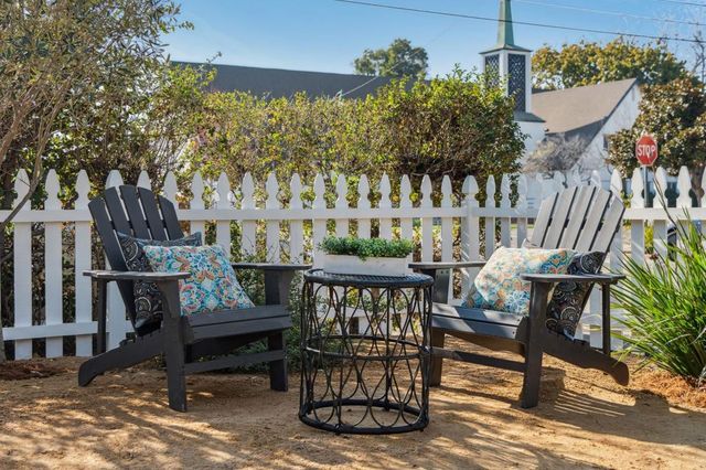 1308 1308 Court Street, Alameda, CA 94501