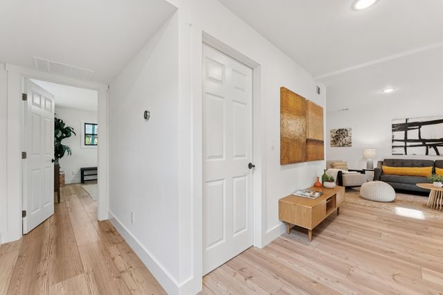 1308 1308 Court Street, Alameda, CA 94501