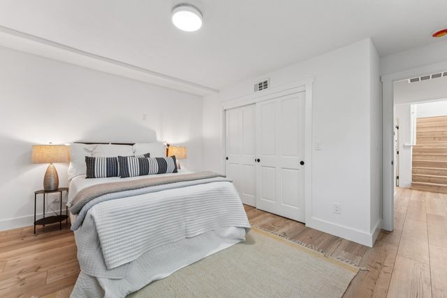 1308 1308 Court Street, Alameda, CA 94501