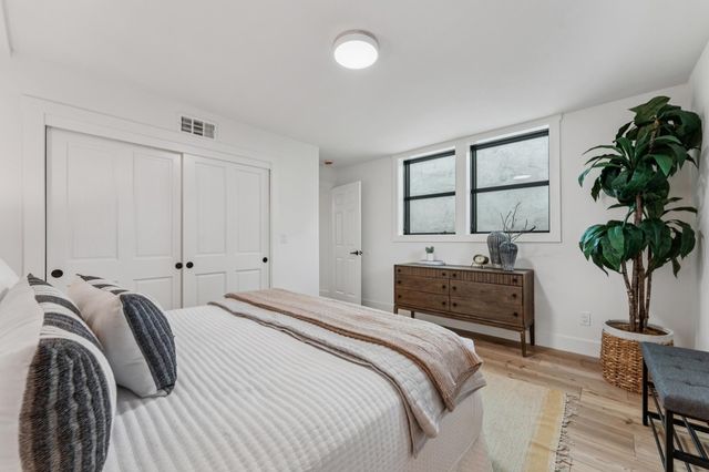 1308 1308 Court Street, Alameda, CA 94501