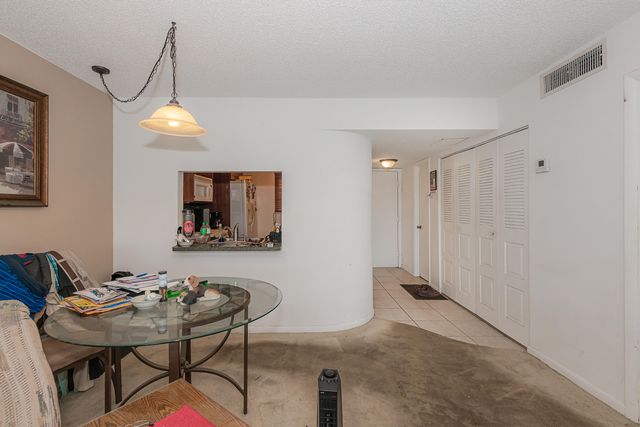 3955 N Nob Hill Road 306, Sunrise, FL 33351