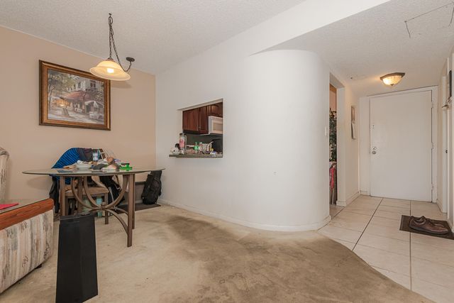 3955 N Nob Hill Road 306, Sunrise, FL 33351