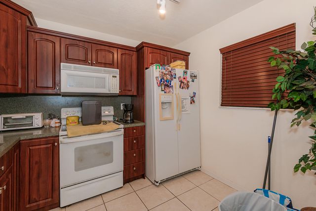 3955 N Nob Hill Road 306, Sunrise, FL 33351