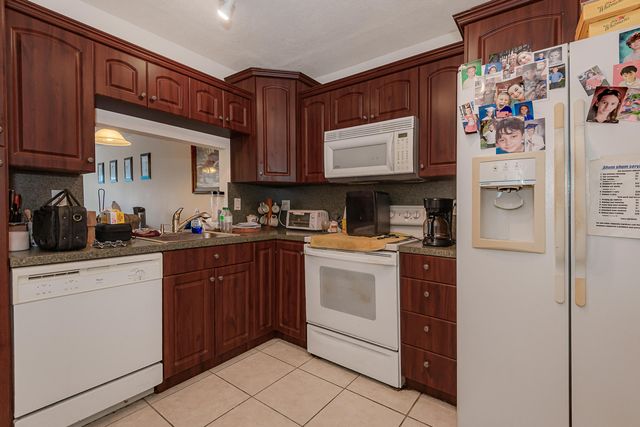 3955 N Nob Hill Road 306, Sunrise, FL 33351