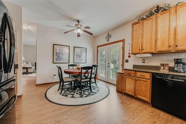 976 Karlslyle Drive, Columbus, OH 43228