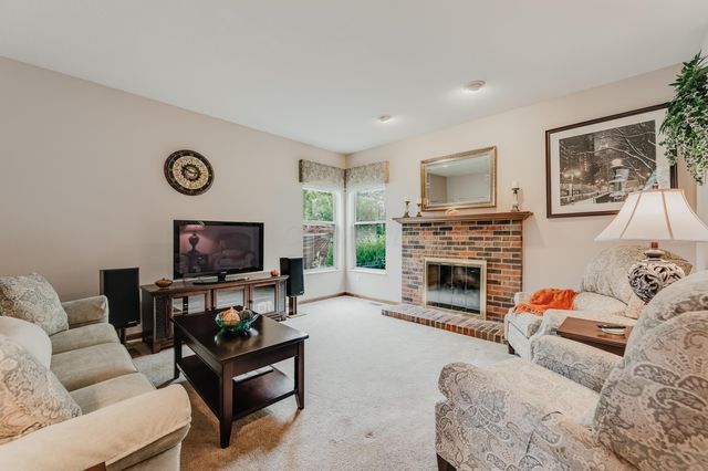 976 Karlslyle Drive, Columbus, OH 43228