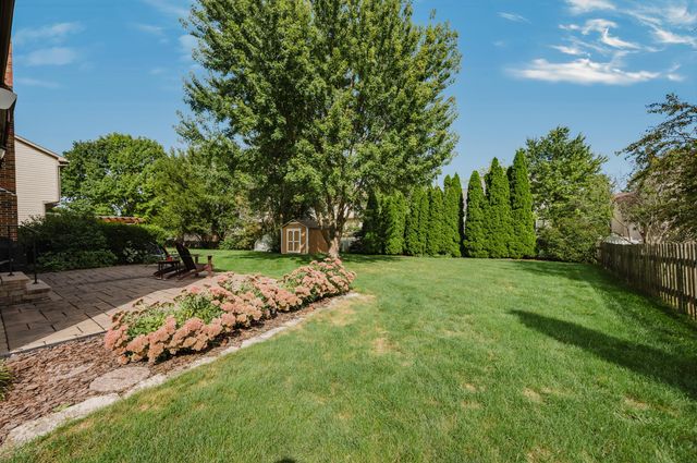 976 Karlslyle Drive, Columbus, OH 43228
