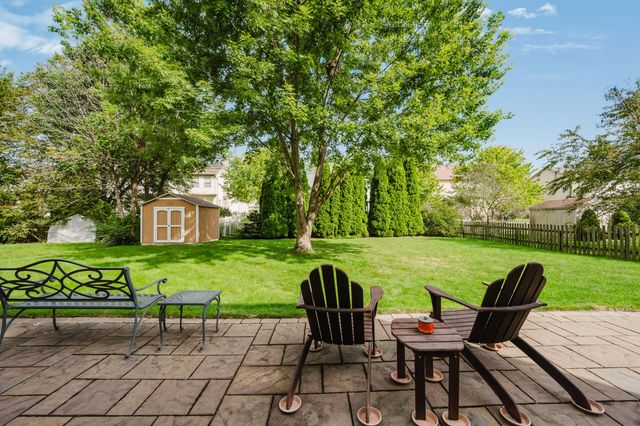 976 Karlslyle Drive, Columbus, OH 43228