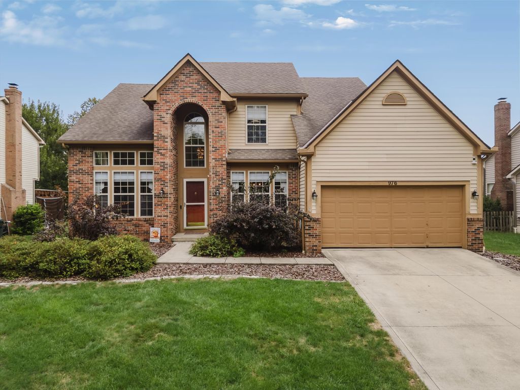 976 Karlslyle Drive, Columbus, OH 43228