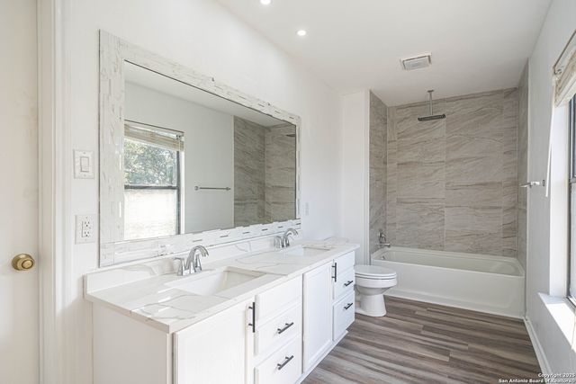 404 Ashley Park Circle, Schertz, TX 78154