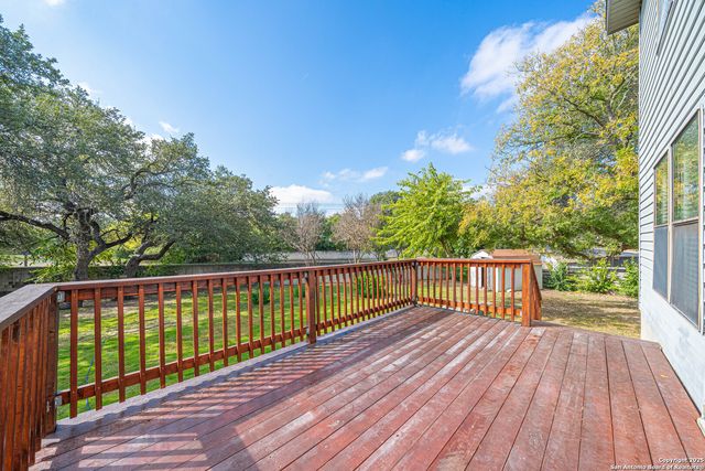 404 Ashley Park Circle, Schertz, TX 78154