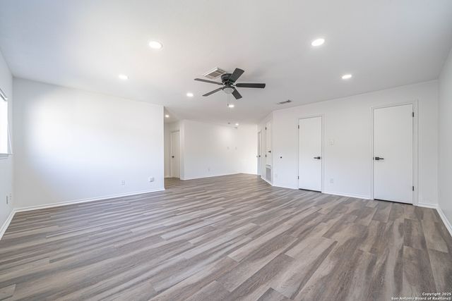 404 Ashley Park Circle, Schertz, TX 78154