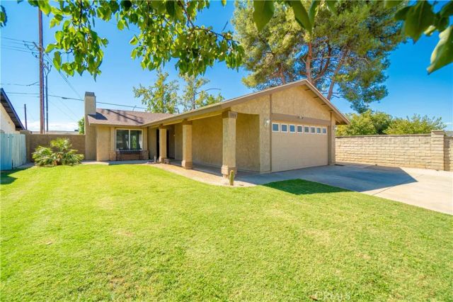 1004 Lightcap, Lancaster, CA 93535
