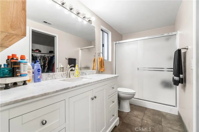 1004 Lightcap, Lancaster, CA 93535