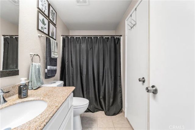 1004 Lightcap, Lancaster, CA 93535