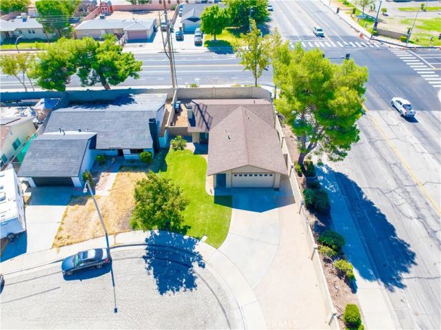 1004 Lightcap, Lancaster, CA 93535